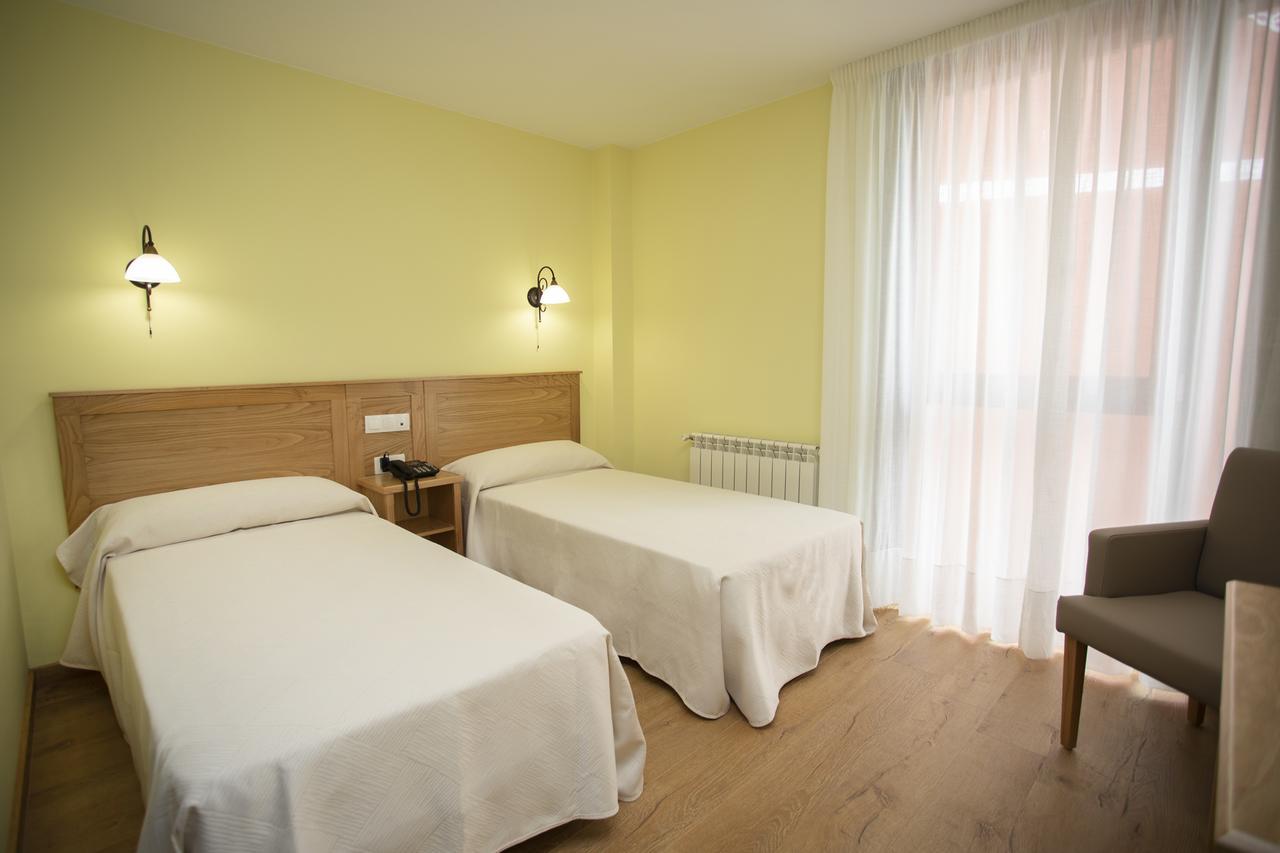 Hotel Novoa Sarria Buitenkant foto