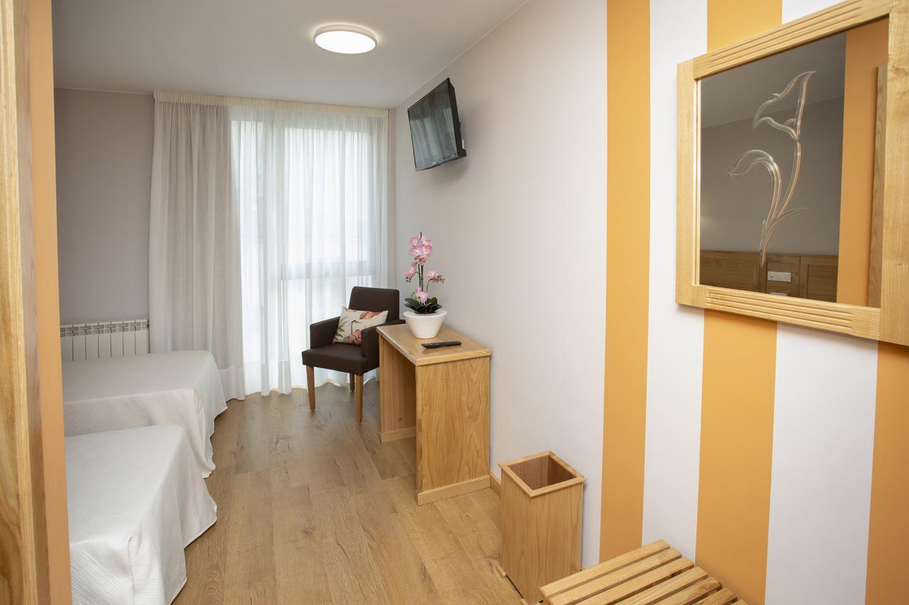 Hotel Novoa Sarria Buitenkant foto