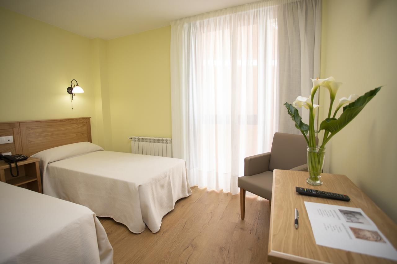 Hotel Novoa Sarria Buitenkant foto